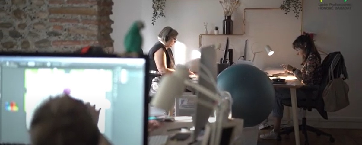 stage dans une entreprise de communication à Pau